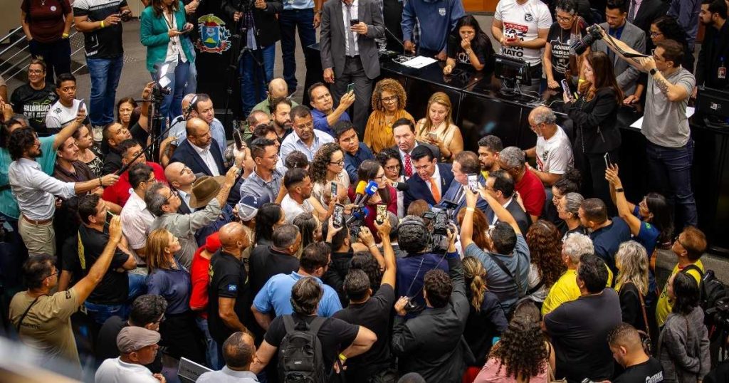 Na ALMT, Sindpd cobra deputados sobre votação da RGA de servidores