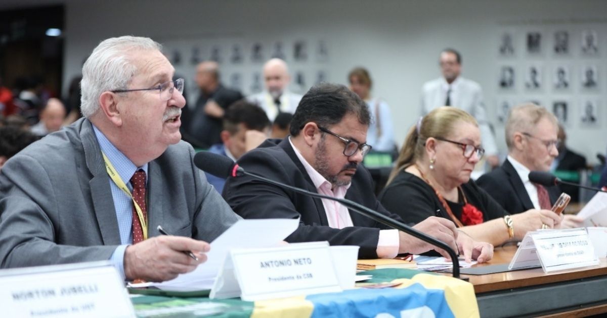 Na Câmara, presidente do Sindpd-SP critica proposta que altera PEC do fim da escala 6×1