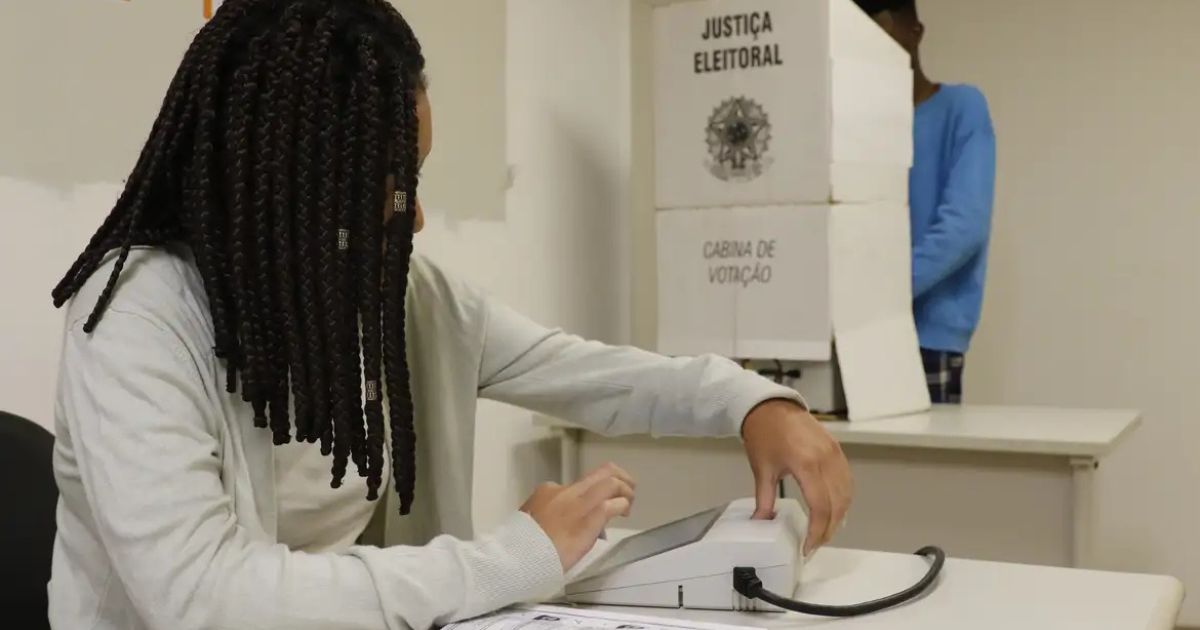Mesário tem direito a folga? Saiba as regras para trabalhadores nas eleições 2026